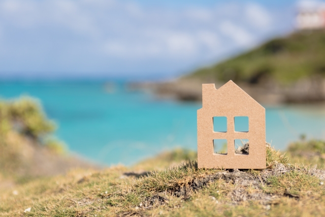 海辺と家の模型