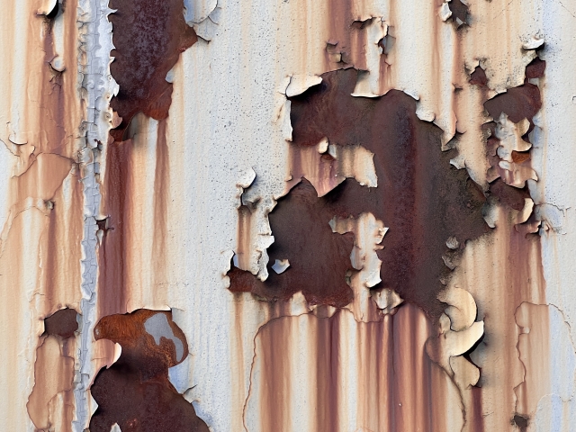 サビた外壁