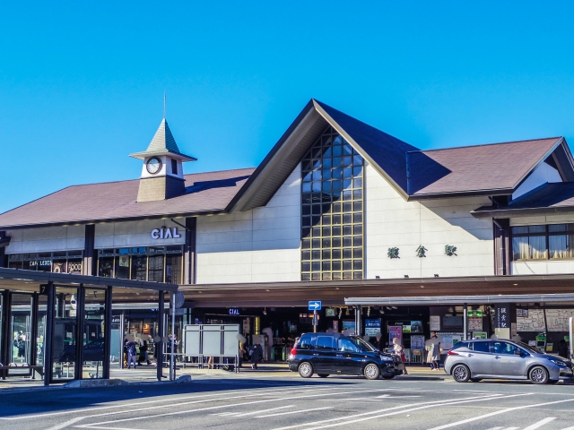 晴れた日の鎌倉駅